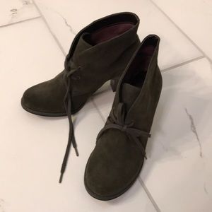 Indigo by Clark’s Never Worn Boots